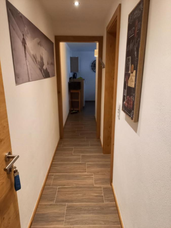 Appartement Alexander นอยเคียร์เชน อัม โกรสเวเนดิเกอร์ ภายนอก รูปภาพ